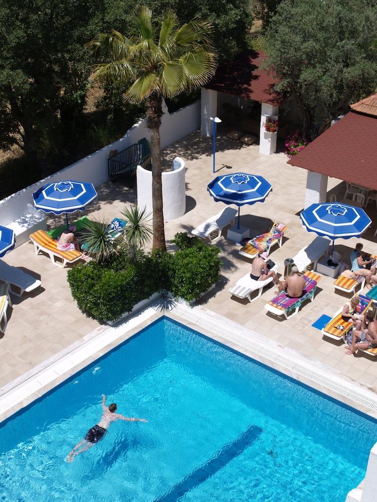 Hotel Nathalie Ixia  Bagian luar foto
