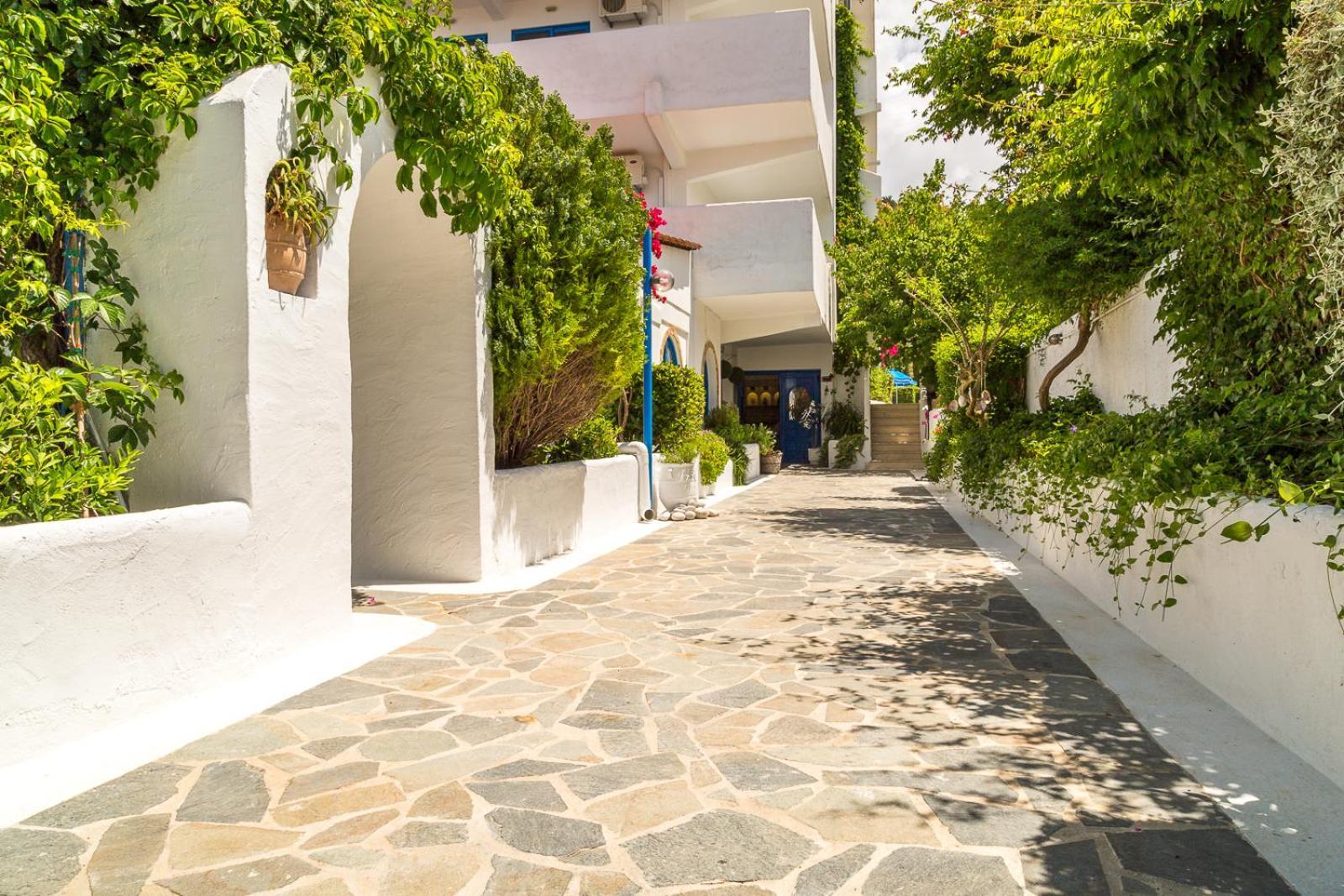 Hotel Nathalie Ixia  Bagian luar foto